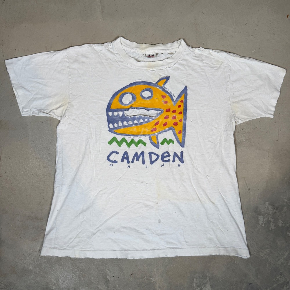 vtg 90s Big Hed Camden Maine Fish T-Shirt Anvil XL White Thrashed Negative space